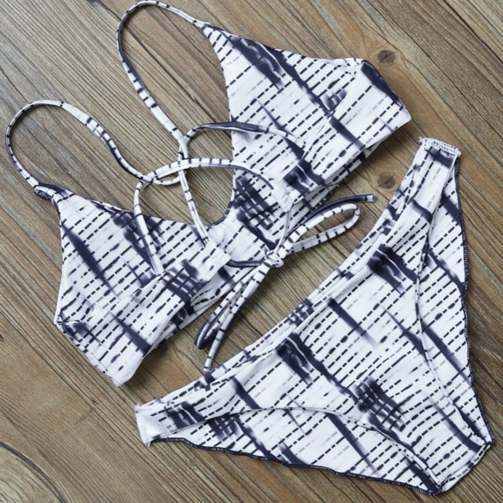 Strappy back Bikini Set - Picture 2 of 3